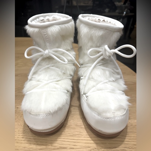 Moon Boot Protecht Low Faux fur boots white - Picture 3 of 11